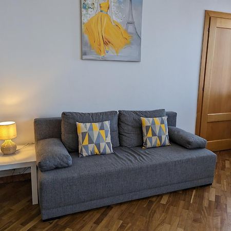 3-Bedroom Apt In Town Square فروتسواف المظهر الخارجي الصورة