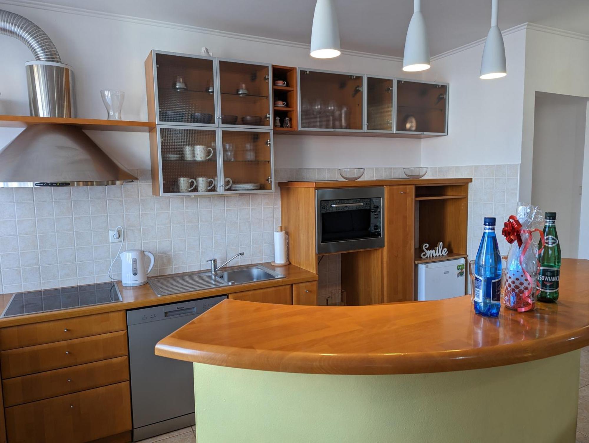 3-Bedroom Apt In Town Square فروتسواف المظهر الخارجي الصورة